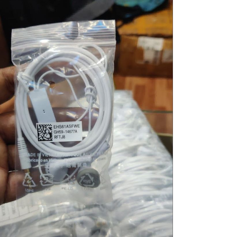 Samsung j8 Ys Earphone best Quality wholsale b2b wolsale.com